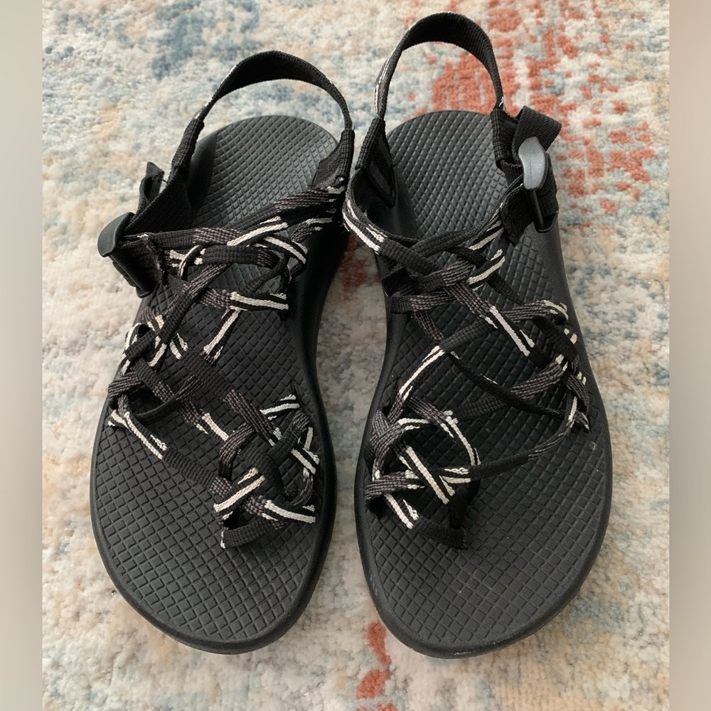 Chacos, Women’s 6